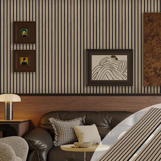 カスタマイズされた色の高級インテリア壁パネル3D木製ベニヤWPCボード木製スラット付き外装木製スラット壁パネルPVCパネル木目調の音響パネル